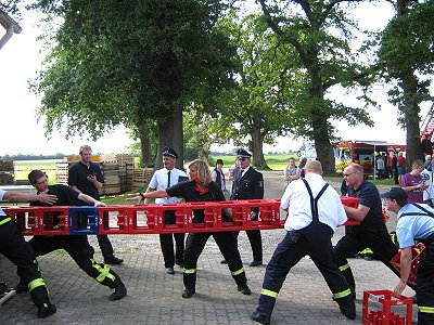 Amtswehrfest 2011 in Basthorst mit dem Musikzug M&ouml;hnsen und dem Jugendblasorchester Sachsenwald