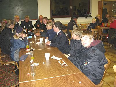 Nach dem Laternenumzug in Basthort 2009