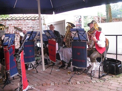 Möhnsener Musikanten auf dem Bergedorfer Oktoberfest