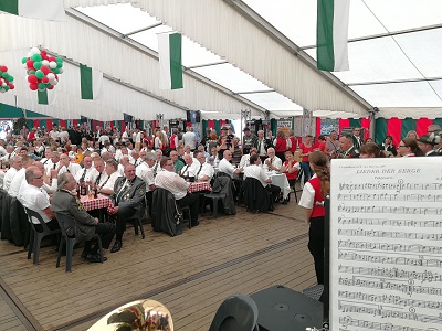 Möhnsener Musikanten beim Trittauer Schützenfest