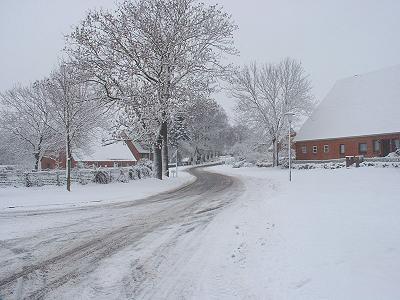 Schwarzenbeker Straße in Richtung Basthorst